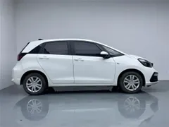 2021 Honda Fit 1.5L CVT, белый — фото 2