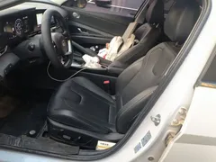 2021 Hyundai Elantra 1.5L CVT LUX Premium, белый — фото 8