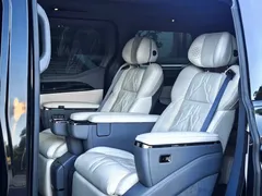 2024 Zeekr 009 6-Seat Executive 4WD 108kWh, чёрный — фото 6