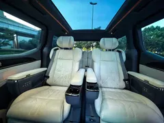 2024 Zeekr 009 6-Seat Executive 4WD 108kWh, чёрный — фото 10