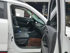 2022 Changan CS35 PLUS 1.6L MT Luxury, белый — фото 8