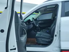 2022 Changan CS35 PLUS 1.6L MT Luxury, белый — фото 9