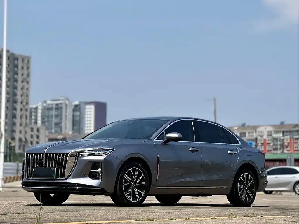 2025 Hongqi H5 PHEV 170