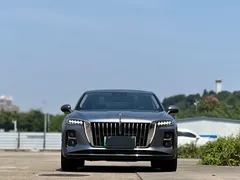 2025 Hongqi H5 PHEV 170 — фото 2