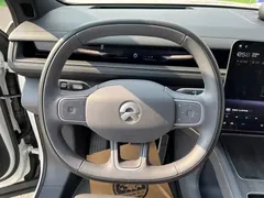 2026 Nio ES8 6-seat Executive Signature, белый — фото 24