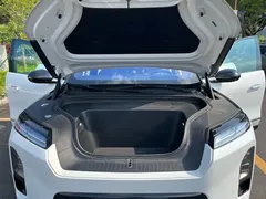 2026 Nio ES8 6-seat Executive Signature, белый — фото 29