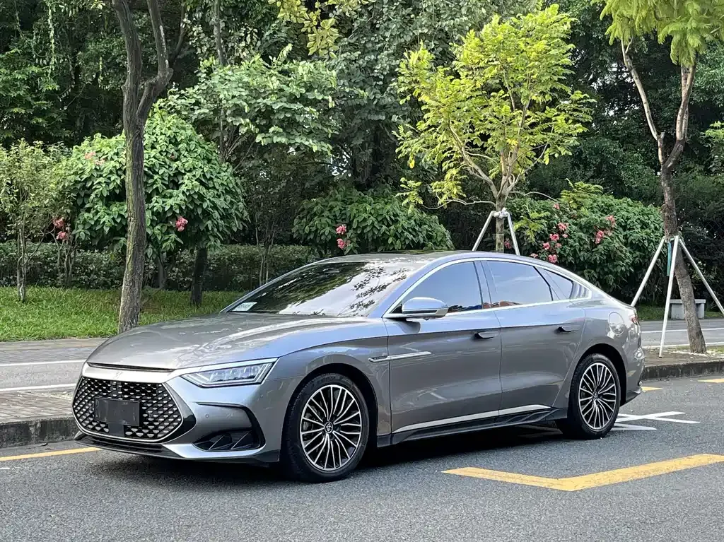 2023 BYD Han DM-i 121KM