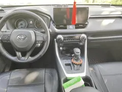 2023 Toyota Wildlander 2.0L CVT 2WD Advanced, чёрный — фото 12