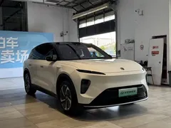 2023 Nio ES8 75kWh, белый — фото 3
