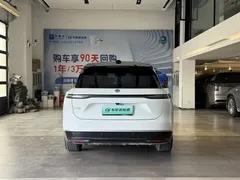 2023 Nio ES8 75kWh, белый — фото 8