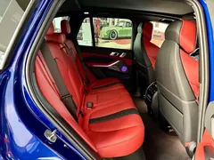 2022 BMW X5 M, синий — фото 27
