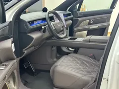 2026 Nio ES8 6-seat Executive Luxury, белый — фото 9