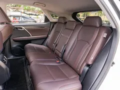2020 Lexus RX 450h 4WD, белый — фото 12
