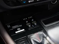 2020 Lexus RX 450h 4WD, белый — фото 19