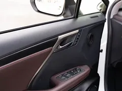 2020 Lexus RX 450h 4WD, белый — фото 20
