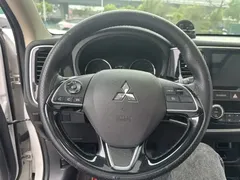 2020 Mitsubishi Outlander 2.0L 2WD 5, белый — фото 16