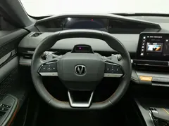 2023 Changan UNI-V 1.5T — фото 11