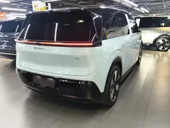 2025 Zeekr Mix Smart Driving, синий — фото 7