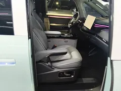 2025 Zeekr Mix Smart Driving, синий — фото 25