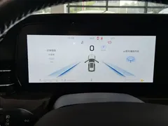 2023 Hongqi HS5 2.0T 4WD Pro — фото 8