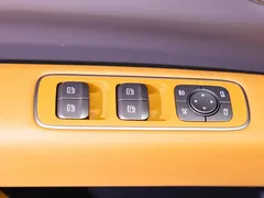 2025 Li Auto i6 4WD, белый — фото 16