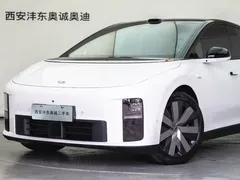 2025 Li Auto i6 4WD, белый — фото 29