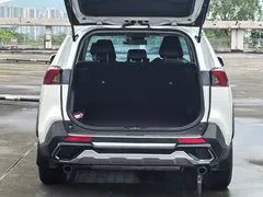 2021 Toyota RAV4 2.0L CVT 2WD, белый — фото 12