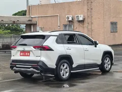 2021 Toyota RAV4 2.0L CVT 2WD, белый — фото 13