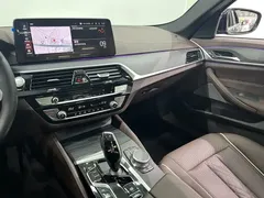 2022 BMW 5 Series 5 530Li M, чёрный — фото 11