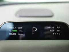 2025 Li Auto i6 2WD Standard, чёрный — фото 14