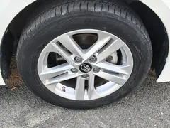 2022 Toyota Levin Hybrid 1.8H E-CVT Luxury, белый — фото 6