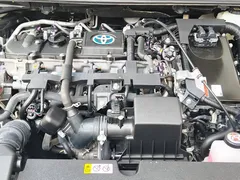 2022 Toyota Levin Hybrid 1.8H E-CVT Luxury, белый — фото 10