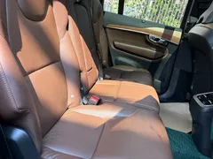 2023 Volvo XC90 7-seat, чёрный — фото 7