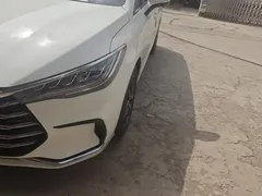 2022 BYD MAX DM-i 105KM, белый — фото 5