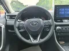 2021 Toyota RAV4 2.0L CVT 4WD PLUS, белый — фото 10
