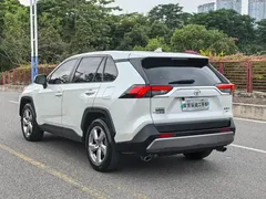 2021 Toyota RAV4 2.0L CVT 4WD PLUS, белый — фото 21