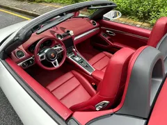 2022 Porsche 718 Boxster 2.0T, белый — фото 12