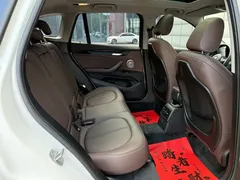 2022 BMW X1, белый — фото 17