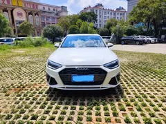 2020 Audi A4L 40 TFSI, белый — фото 2
