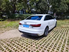 2020 Audi A4L 40 TFSI, белый — фото 11