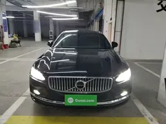 2021 Volvo S90 B5 Luxury, чёрный — фото 3