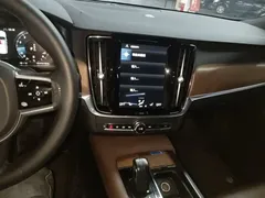 2021 Volvo S90 B5 Luxury, чёрный — фото 9
