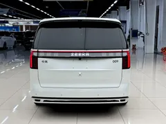 2026 Zeekr 009 7-seat Ultra+ Family Edition, белый — фото 13