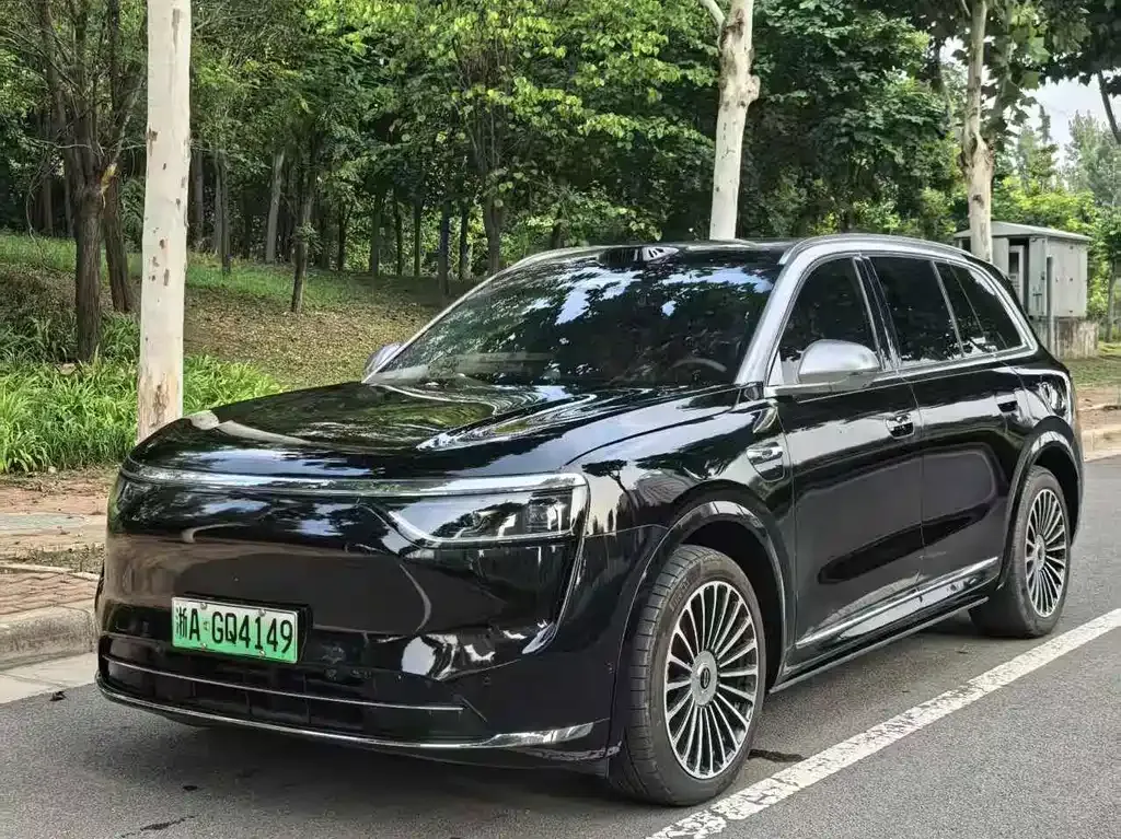 2025 Aito M8 Max+ 53.4kWh 6 (192
