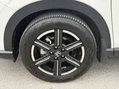 2023 Honda Vezel 1.5L CVT Pioneer, белый — фото 17
