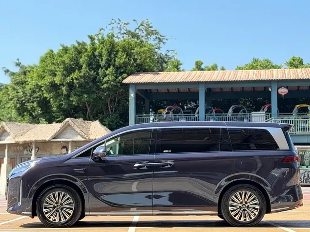 2026 BYD Xia DM-i PHEV 1.5T 218KM Exceed