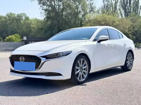 2021 Mazda 3 2.0L AT