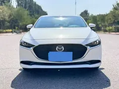 2021 Mazda 3 2.0L AT, белый — фото 2