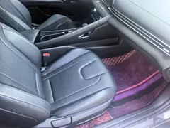 2023 Hyundai Elantra 1.5L CVT LUX Premium — фото 9