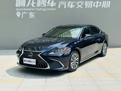 2022 Lexus ES 300h, синий — фото 15
